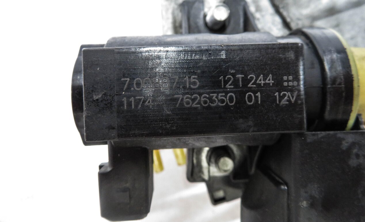 Thumbnail 5: 2013 BMW X5 (E70) 4.4L N63 TWIN TURBO ENGINE TURBOCHARGER PRESSURE SOLENOID SET