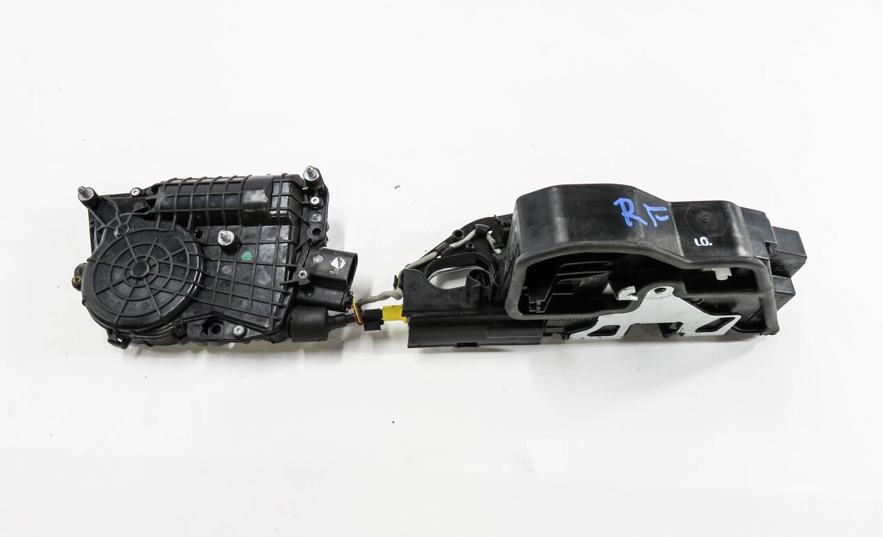 Thumbnail 4: 08-14 BMW X5 X6 (E70 E71 E72) RIGHT FRONT PASSENGER SOFT CLOSE DOOR LOCK LATCH