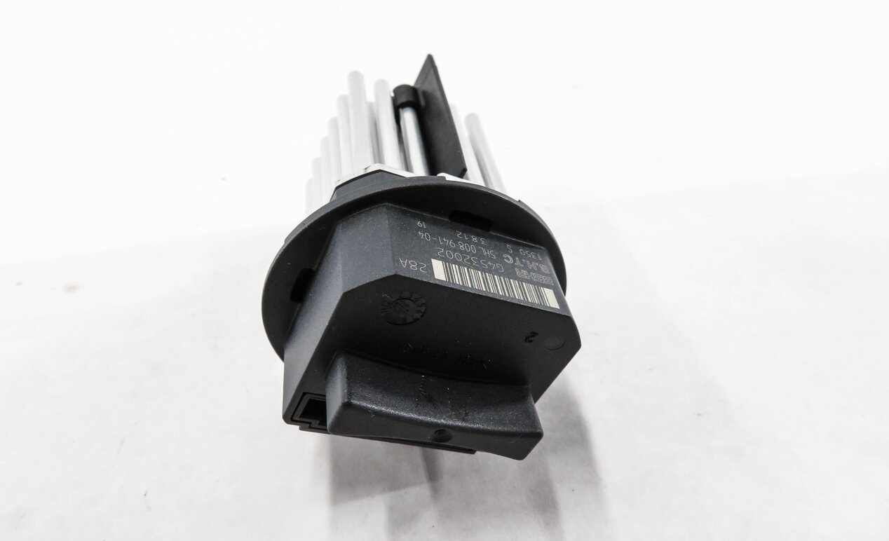 Thumbnail 3: 2013 BMW X5 (E70) REAR HEATER A/C BLOWER FAN MOTOR SPEED RESISTOR