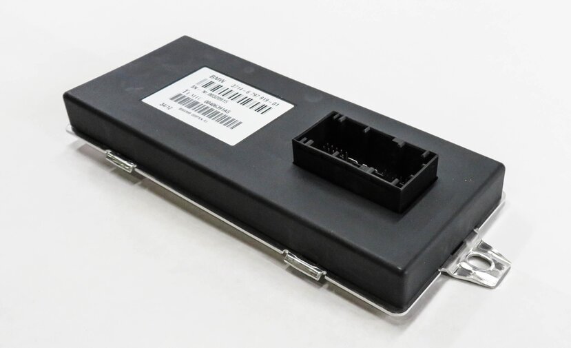 Thumbnail 3: 2013 BMW X5 (E70) DYNAMIC DRIVE SUSPENSION CONTROL MODULE