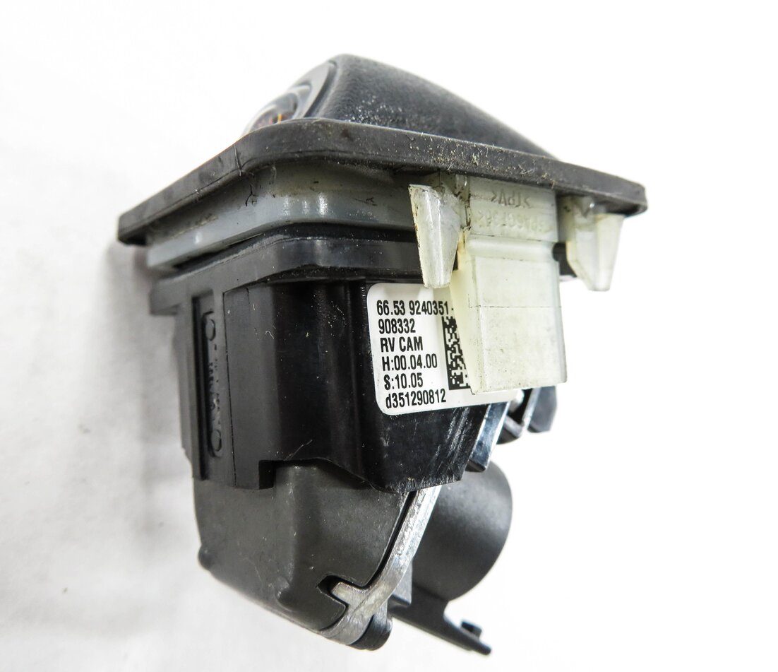 Thumbnail 6: 2009-2018 BMW 2 / 3 / 4 / 5 / 7 / M5 / X3 / X5 / X6 SERIES BACKUP REVERSE CAMERA