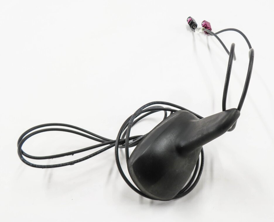 2014 MERCEDES C250 (W204) RADIO STEREO SHARK FIN ANTENNA (BLACK)