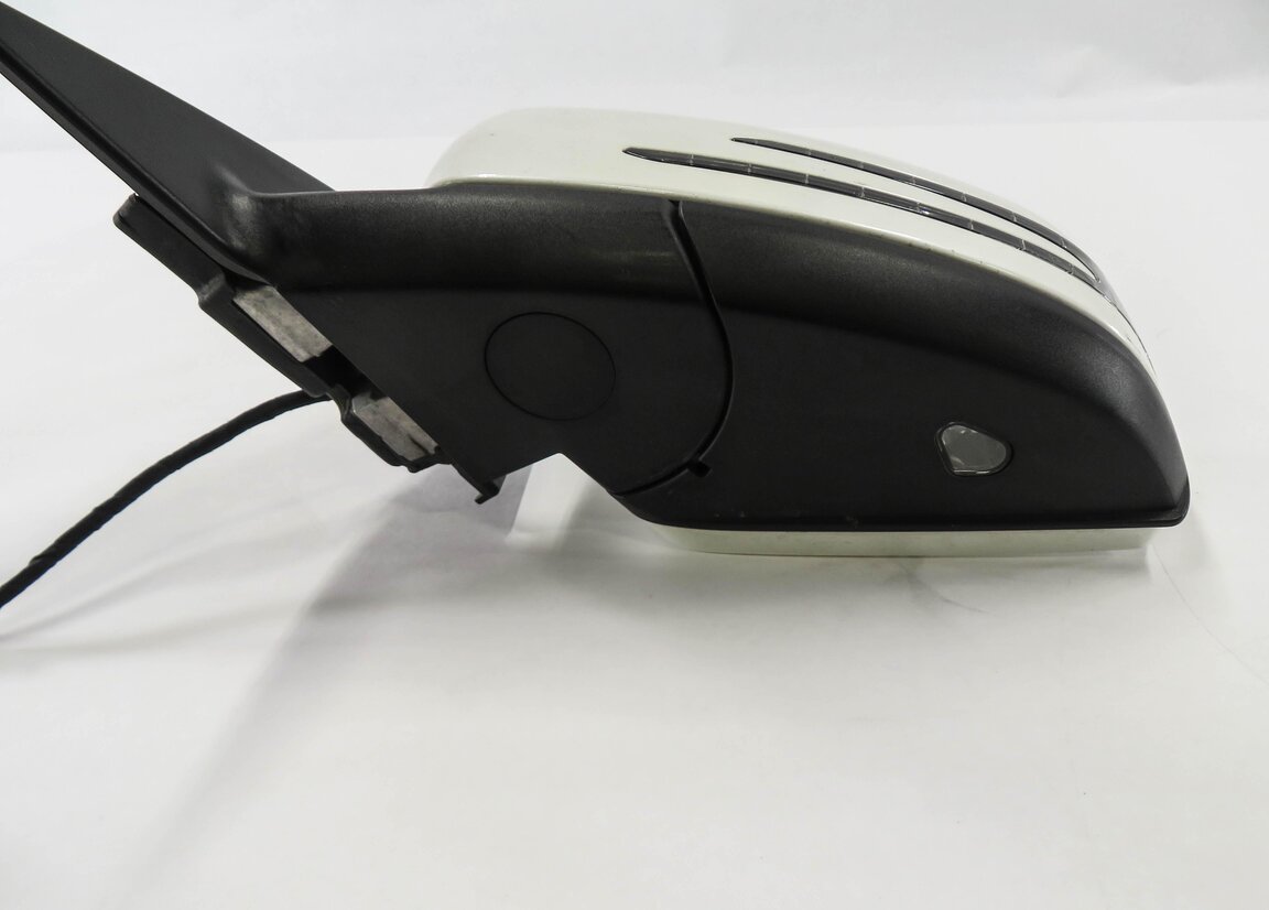Thumbnail 6: 12-15 MERCEDES C250 C350 C63 (W204) LEFT - HEAT MEM AUTODIM DOOR MIRROR (WHITE)
