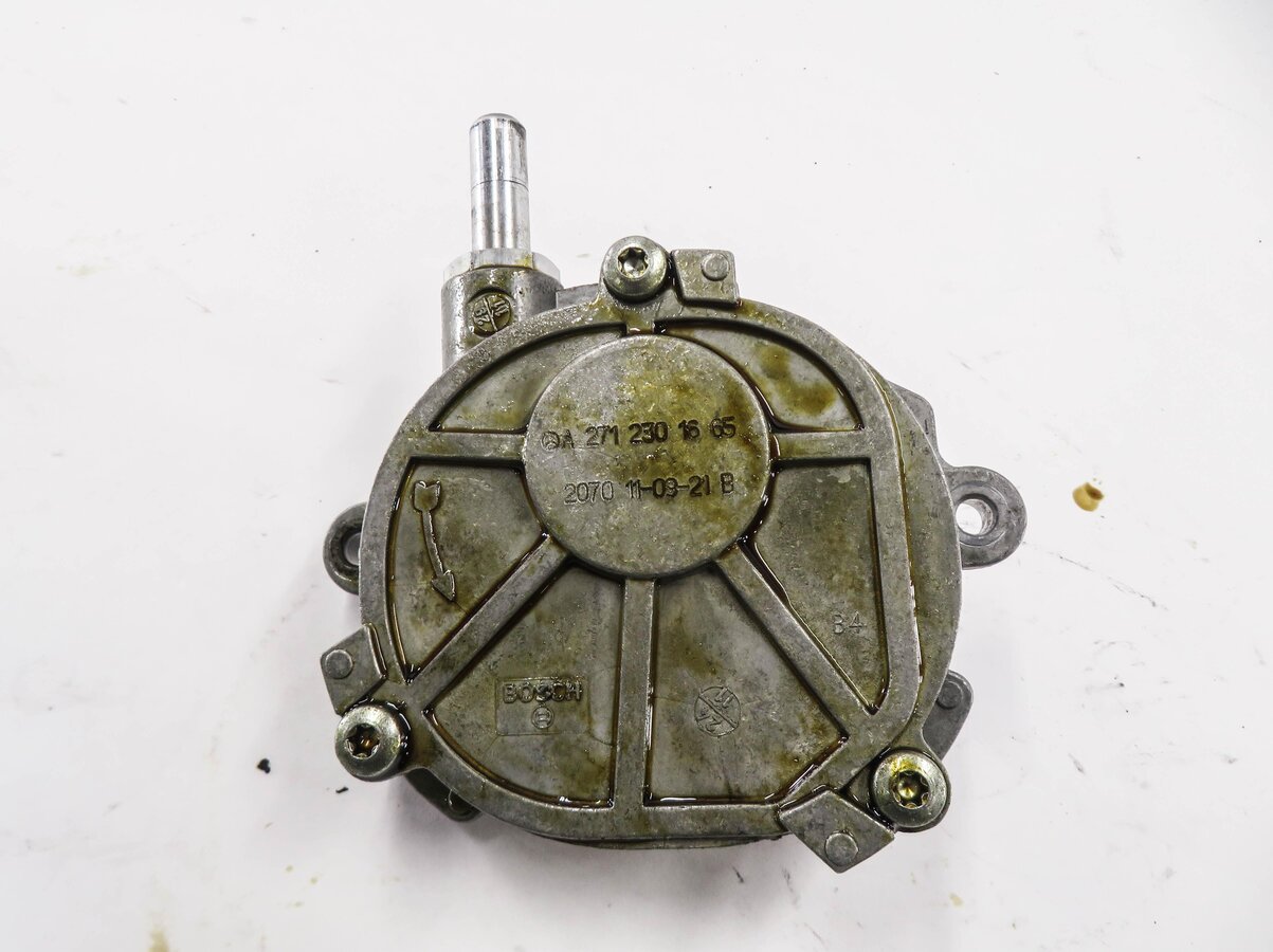 Thumbnail 3: 2012-2015 MERCEDES BENZ C250 SLK250 (W204 R172) RWD 1.8L TURBO BRAKE VACUUM PUMP