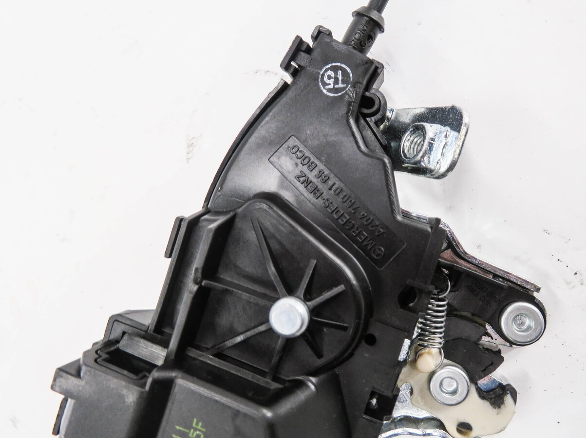 Thumbnail 4: 2012 MERCEDES C250 (W204) REAR TRUNK LOCK LATCH ACTUATOR