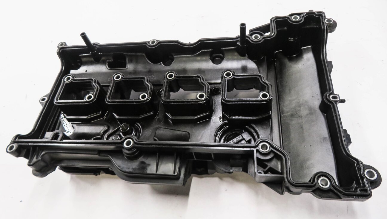 Thumbnail 4: 2012-2015 MERCEDES C250 SLK250 (R171 W204) 1.8L M271 TURBO ENGINE - VALVE COVER