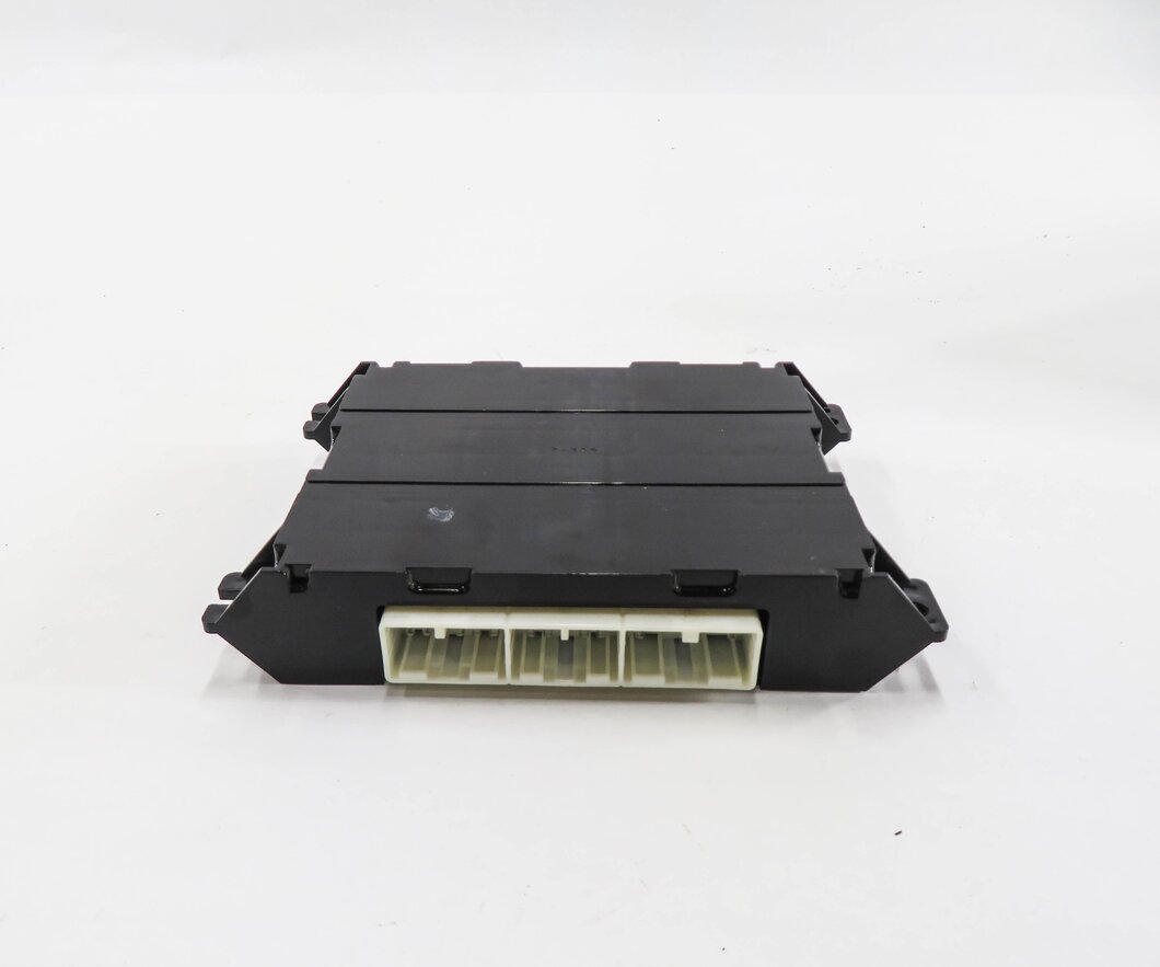 Thumbnail 3: 2010 LAND ROVER LR4 - HEATER CONTROL MODULE