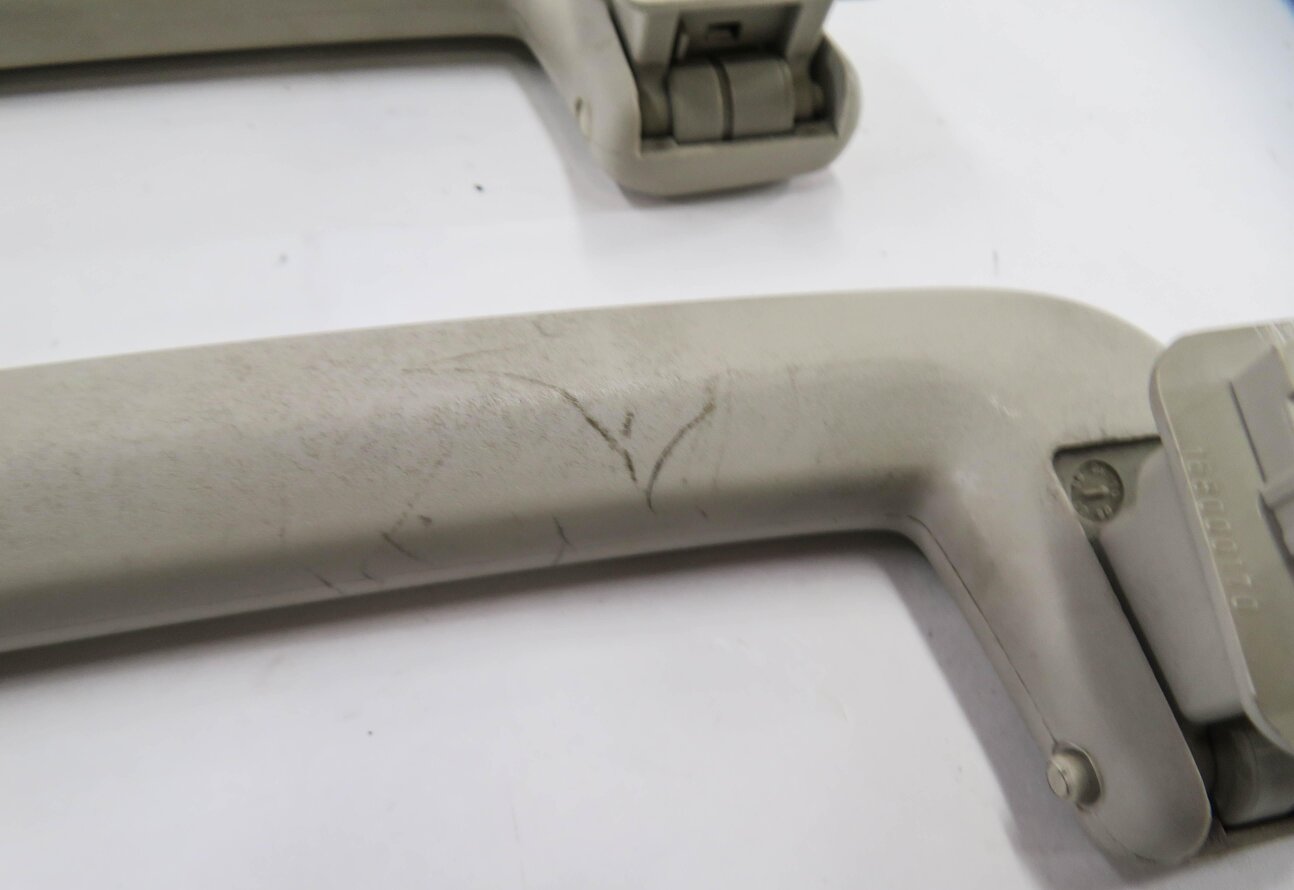 Thumbnail 5: 2010 LAND ROVER LR4 - FRONT & REAR ROOF GRAB HANDLE SET-6 (BEIGE)