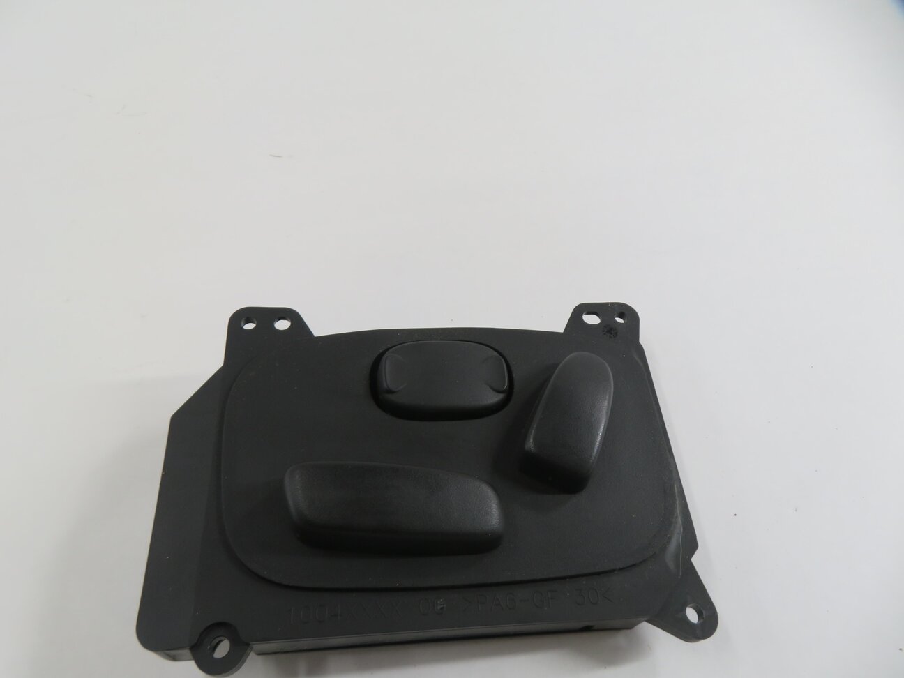 Thumbnail 2: 2010 LAND ROVER LR4 - LEFT FRONT DRIVER SEAT ADJUSTMENT SWITCH BUTTON
