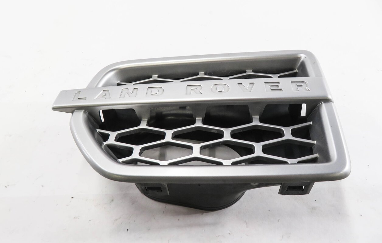Thumbnail 2: 2010 LAND ROVER LR4 - LEFT FRONT DRIVER FENDER GRILLE AIR VENT TRIM