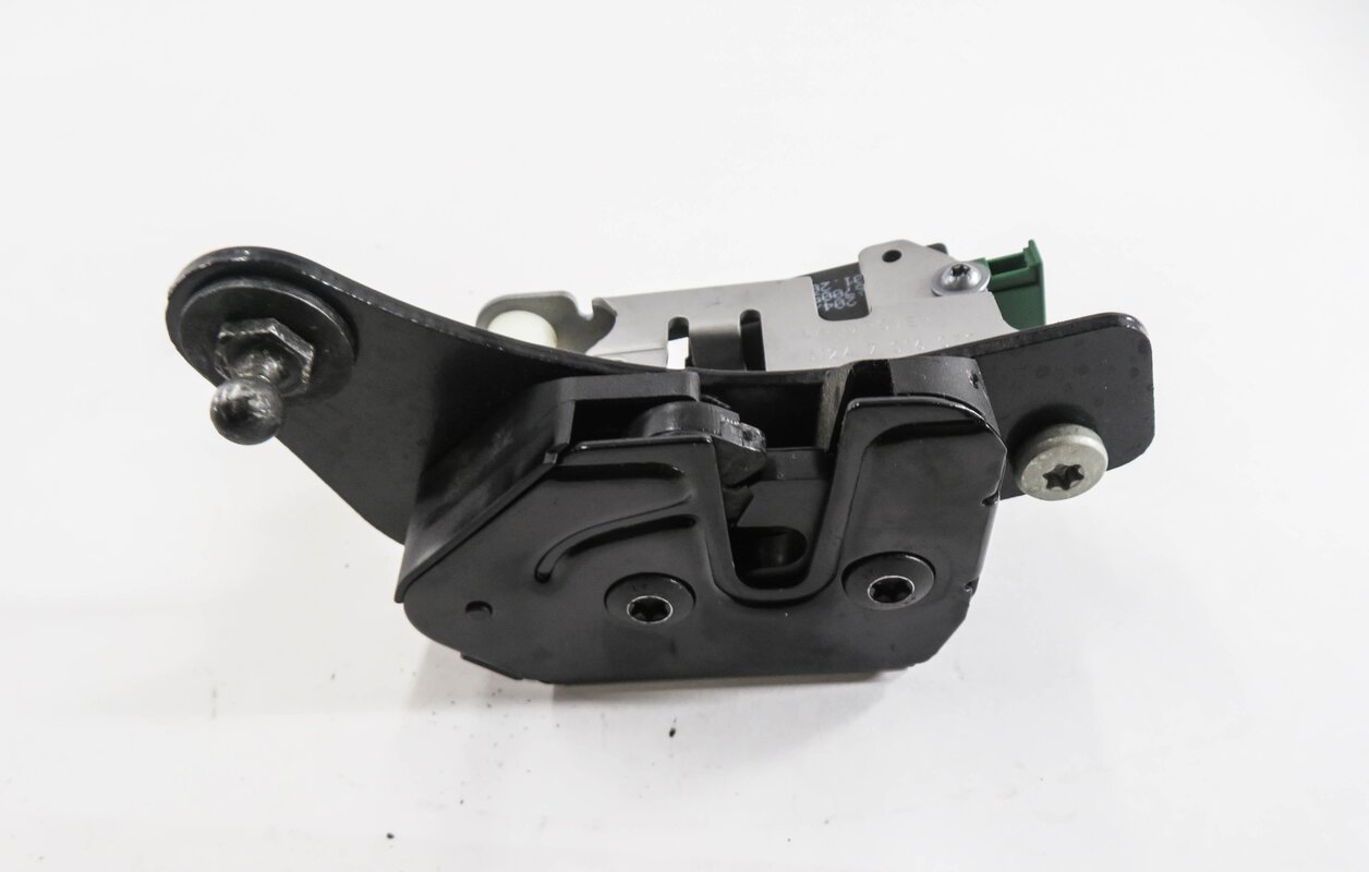 Thumbnail 4: 2010 LAND ROVER LR4 - RIGHT PASSENGER REAR LOWER TAILGATE LOCK LATCH ACTUATOR