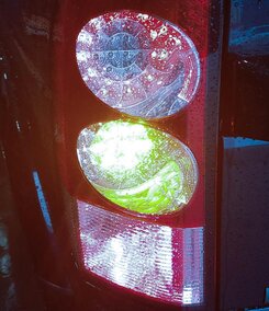 Thumbnail 2: 2010-2013 LAND ROVER LR4 - LEFT DRIVER REAR TAILLIGHT BRAKE LIGHT LAMP