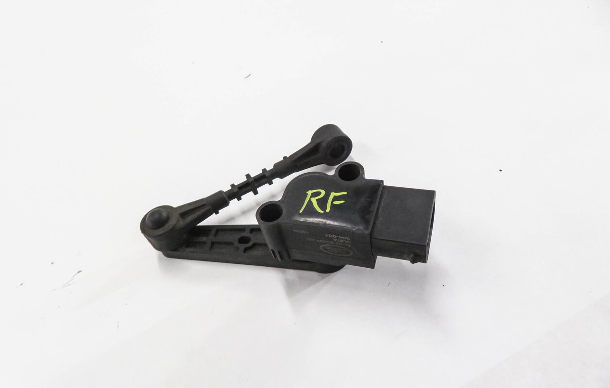 Thumbnail 2: 2010 LAND ROVER LR4 - RIGHT FRONT PASSENGER SUSPENSION HEIGHT LEVEL SENSOR