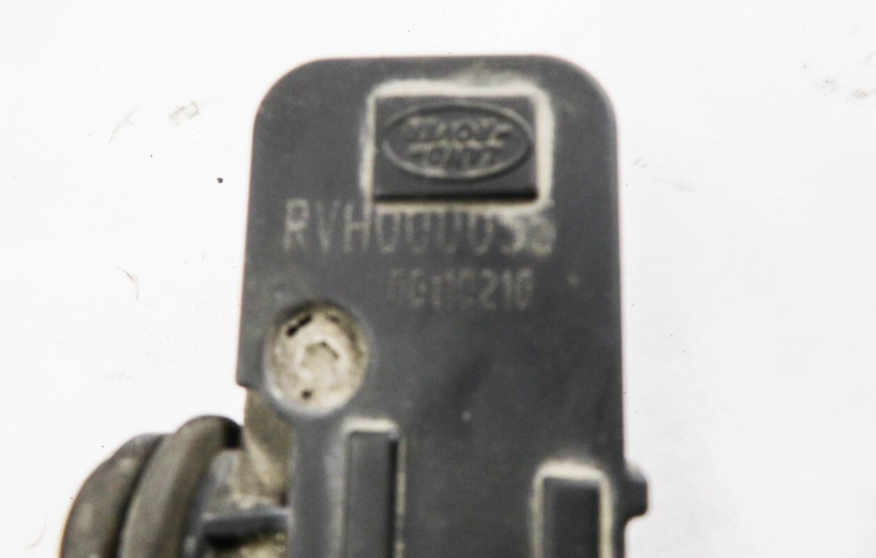 Thumbnail 5: 2010 LAND ROVER LR4 - AIR SUSPENSION VALVE BLOCK SET-3
