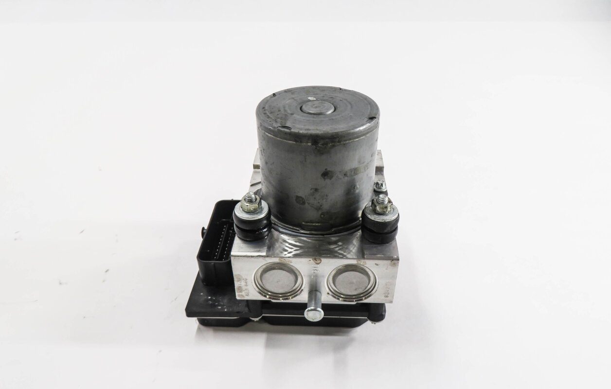 Thumbnail 3: 2010 LAND ROVER LR4 - ABS ANTI LOCK BRAKE PUMP w/ MODULE