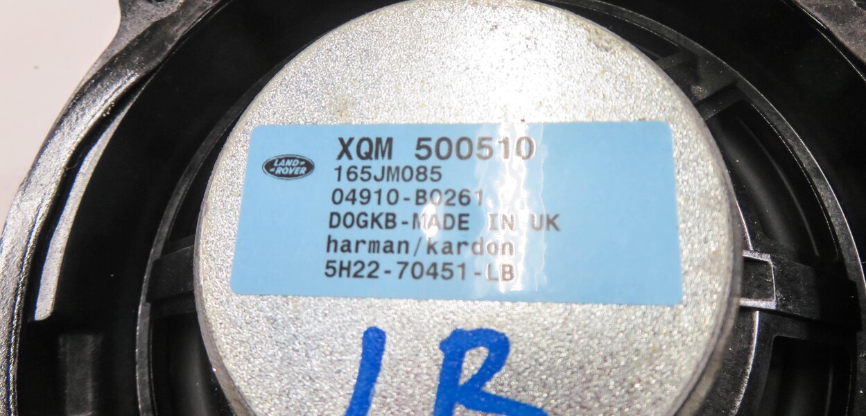 Thumbnail 21: 2010 LAND ROVER LR4 - RADIO STEREO HARMAN KARDON AUDIO SUBWOOFER SPEAKER SET