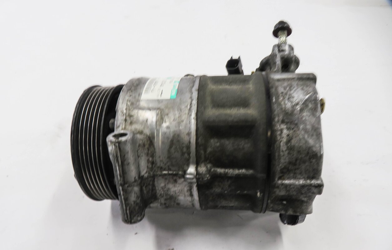 Thumbnail 3: 2010-2013 LAND ROVER LR4 - RANGE ROVER SPORT (L320) A/C AIR COMPRESSOR PUMP