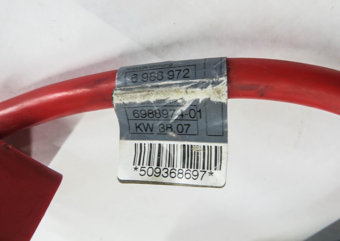 Thumbnail 3: 2008 BMW 335i (E90) POSITIVE BATTERY CABLE SRS