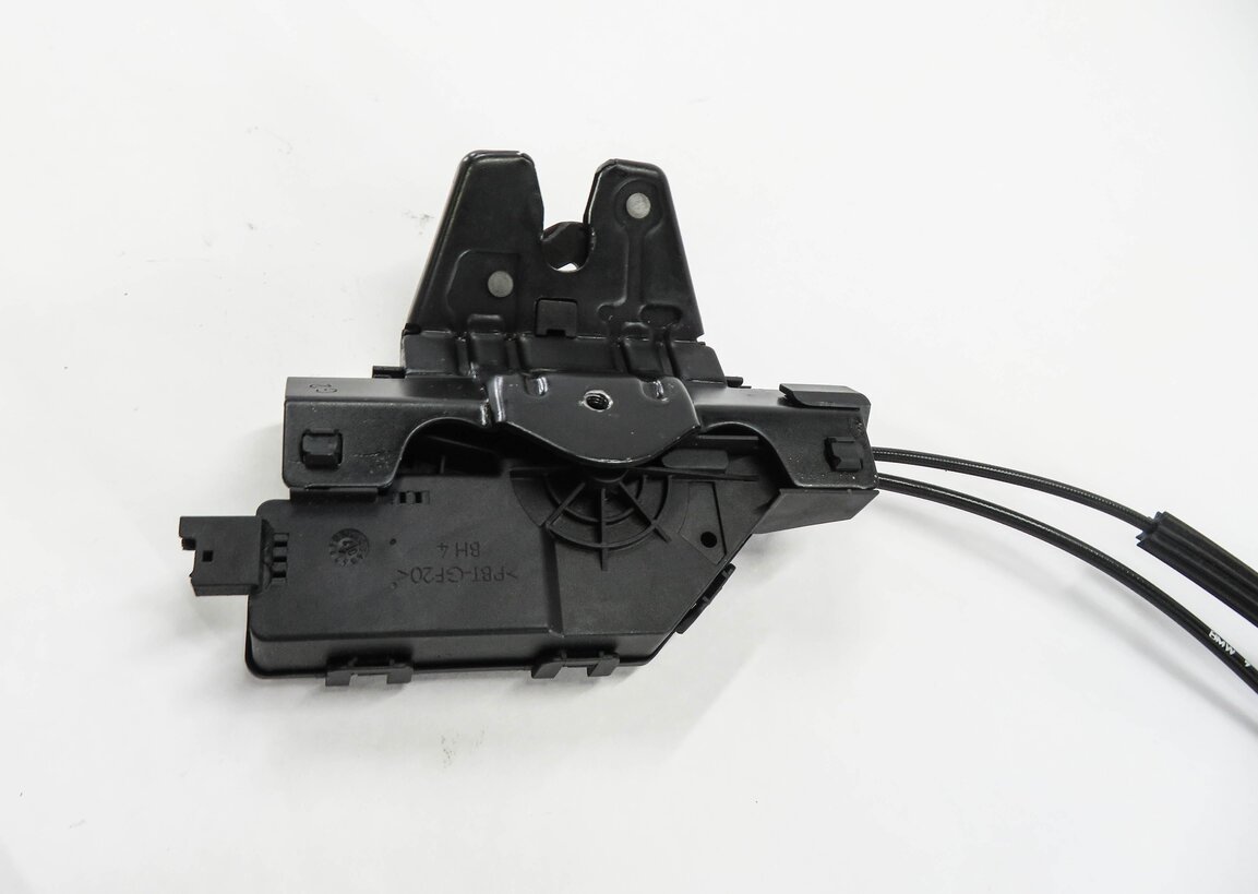Thumbnail 3: 2008 BMW 335i (E90) REAR TRUNK LOCK LATCH ACTUATOR