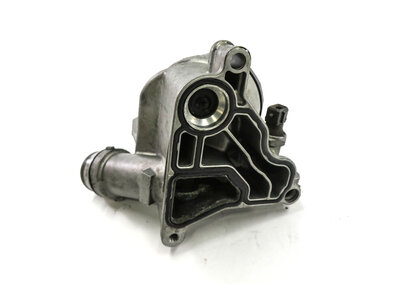 Thumbnail 4: 2008 BMW 335i (E90) 3.0L N54 TURBO ENGINE OIL FILTER HOUSING w/ CAP