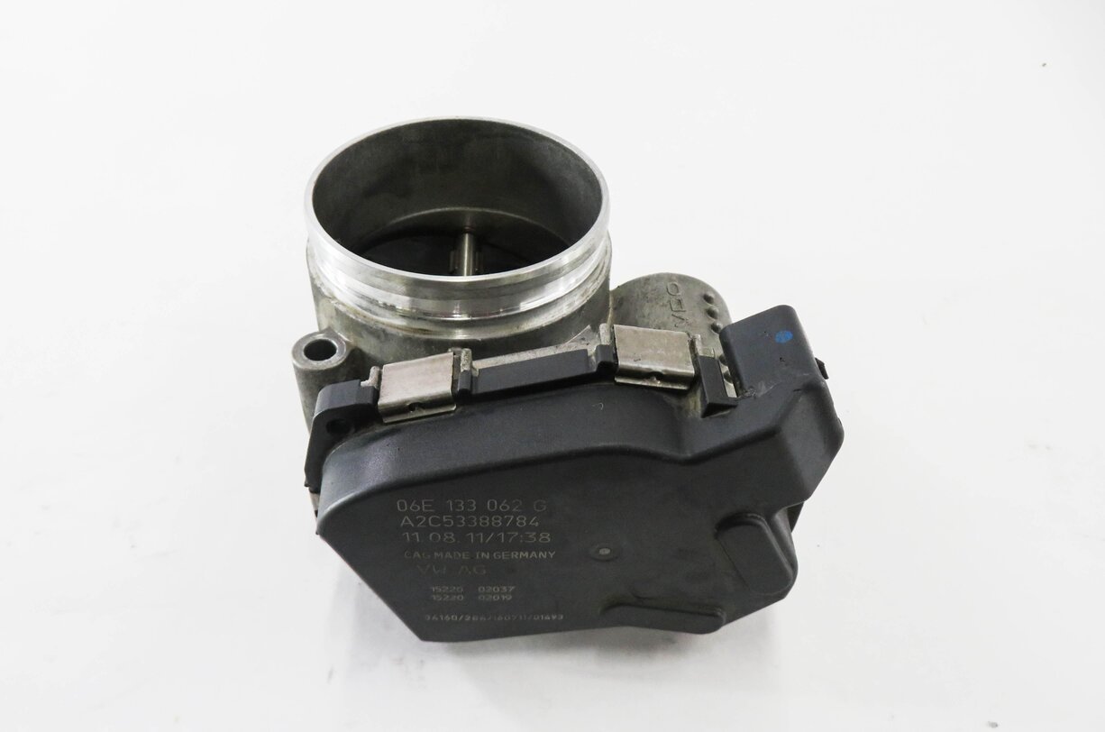 Thumbnail 2: 09-17 AUDI A4 A5 S5 S6 S7 S8 Q5 SQ5 (B8 8K 8T 8R C7) 3.0L / 3.2L - THROTTLE BODY