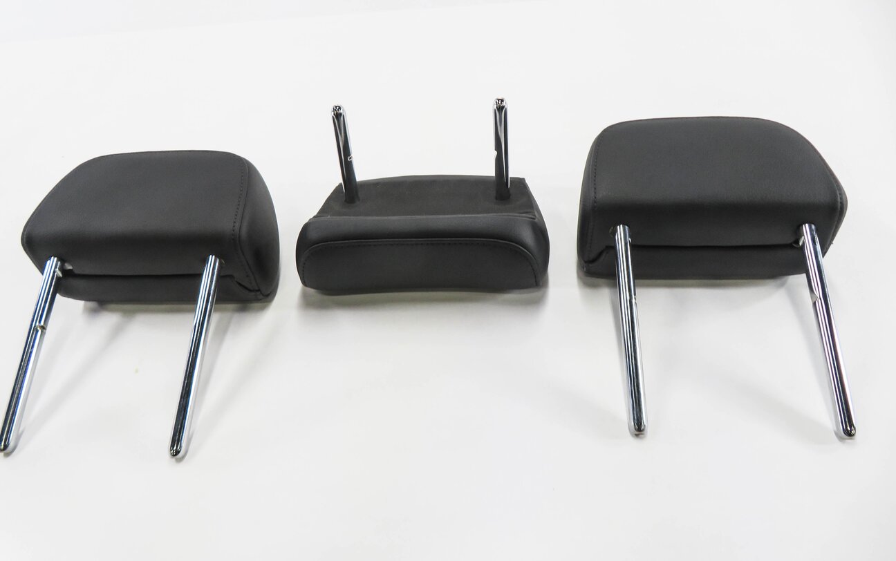 Thumbnail 5: 2012 AUDI A6 (C7) REAR SEAT HEADREST SET-3 (BLACK FZ)