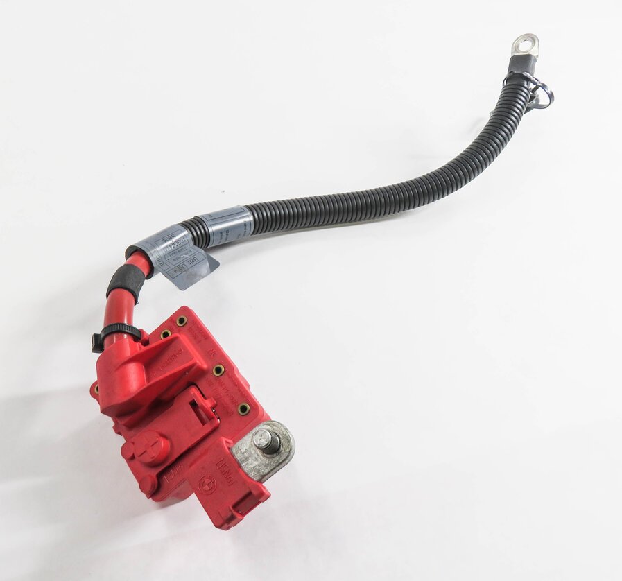 Thumbnail 3: 2011 BMW X5M ///M (E70) POSITIVE BATTERY CABLE SRS