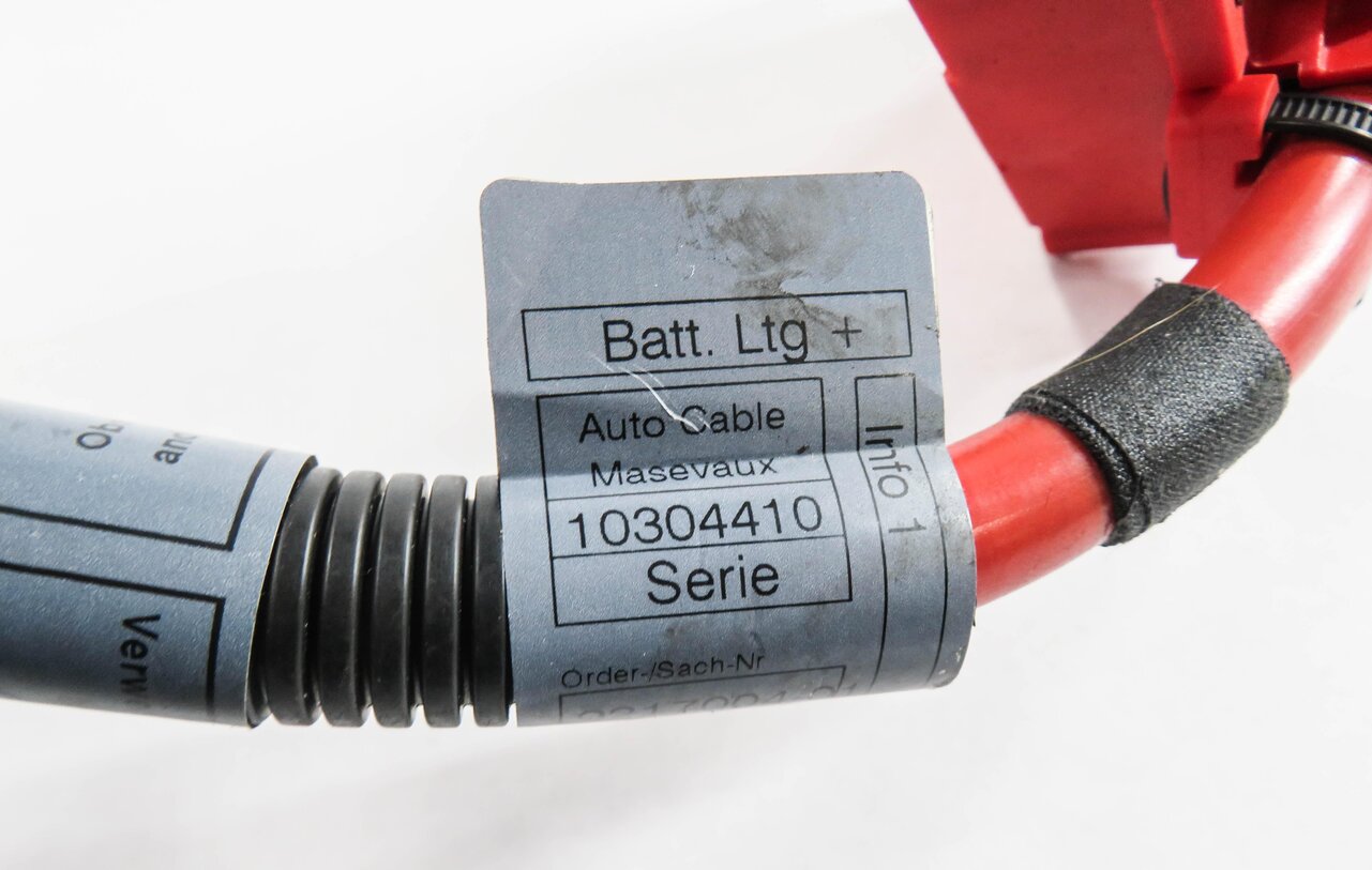 Thumbnail 4: 2011 BMW X5M ///M (E70) POSITIVE BATTERY CABLE SRS