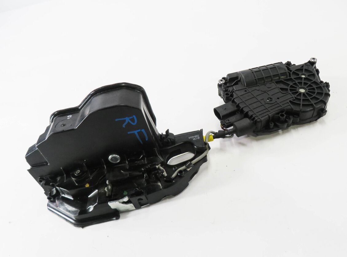 Thumbnail 2: 2011 BMW X5M ///M (E70) RIGHT FRONT PASSENGER SOFT CLOSE DOOR LOCK LATCH