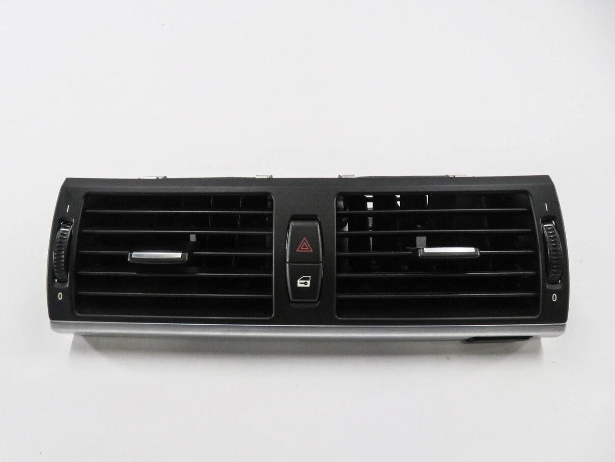 Thumbnail 2: 2011 BMW X5M ///M (E70) FRONT CENTER DASH HEATER A/C AIR VENT HAZARD LOCK SWITCH