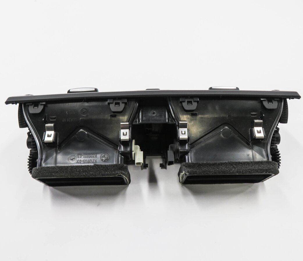 Thumbnail 3: 2011 BMW X5M ///M (E70) FRONT CENTER DASH HEATER A/C AIR VENT HAZARD LOCK SWITCH