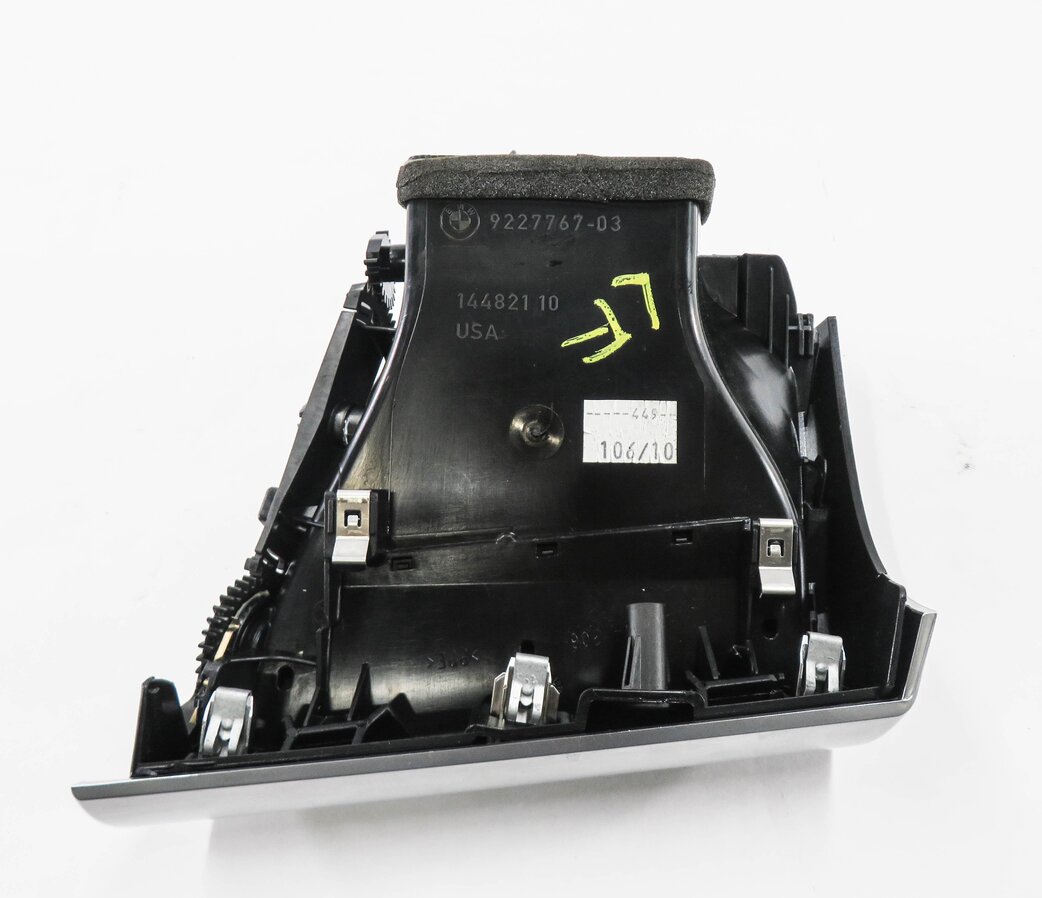 Thumbnail 4: 2011 BMW X5M ///M (E70) LEFT FRONT DRIVER DASH HEATER A/C AIR VENT
