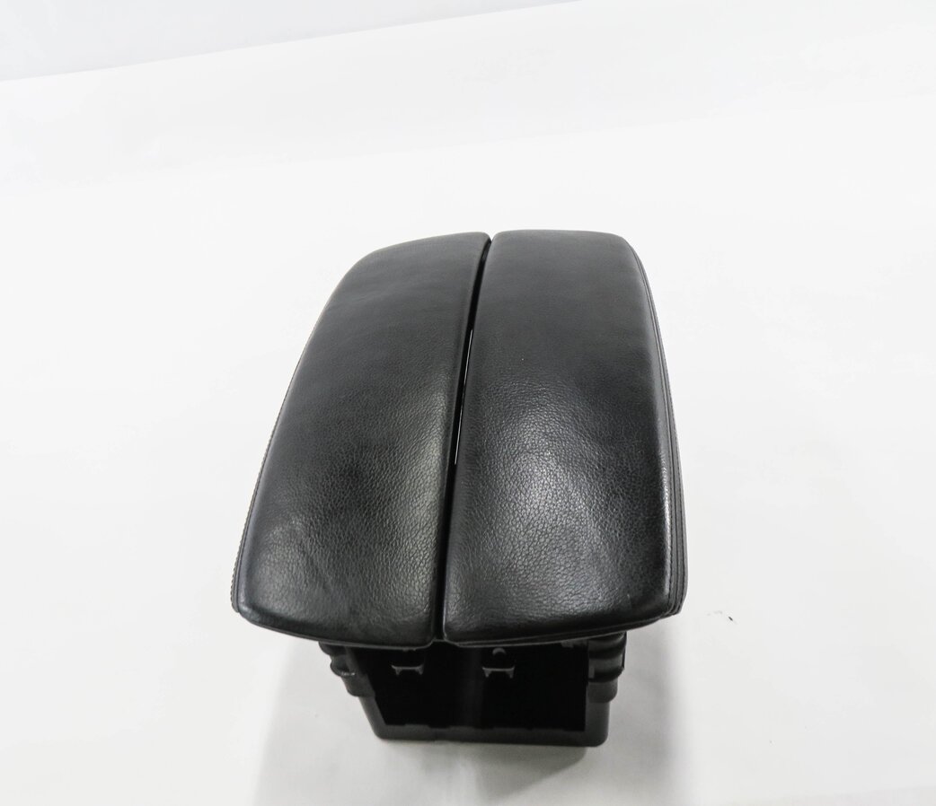 Thumbnail 2: 10-13 BMW X5 X5M (E70) FRONT CENTER CONSOLE STORAGE COMPARTMENT ARMREST (BLACK)