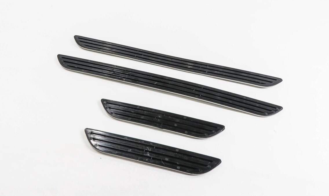 Thumbnail 3: 2011 BMW X5M ///M (E70) FRONT & REAR DOOR SILL SCUFF PANEL TRIM SET-4