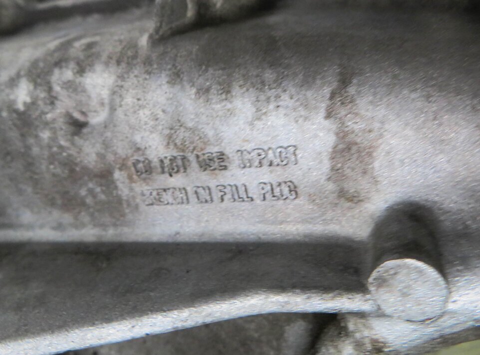 Thumbnail 5: 2009-2014 BMW X5M X6 X6M (E70 E71) 4.4L S63 TWIN TURBO ENGINE - TRANSFER CASE