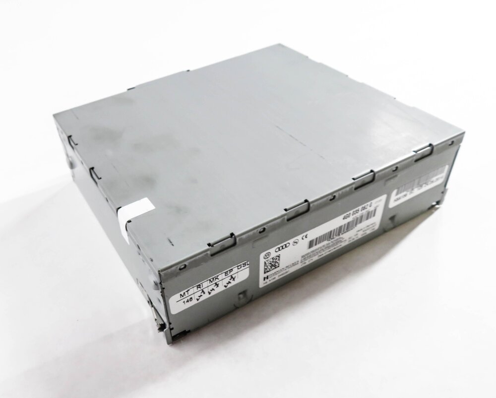 2015 AUDI Q5 (B8 8R) AM/FM RADIO STEREO RECEIVER MODULE