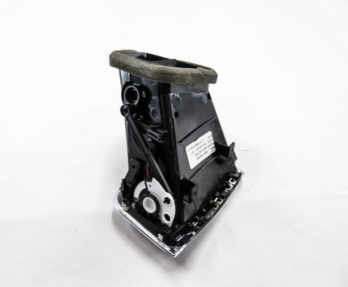 Thumbnail 4: 2015 AUDI Q5 (B8 8R) LEFT FRONT DRIVER DASH HEATER A/C AIR VENT