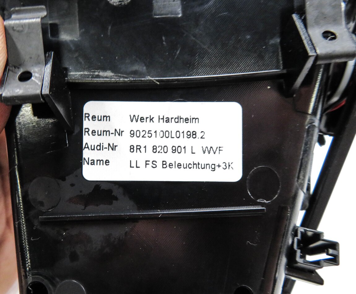 Thumbnail 7: 2015 AUDI Q5 (B8 8R) LEFT FRONT DRIVER DASH HEATER A/C AIR VENT