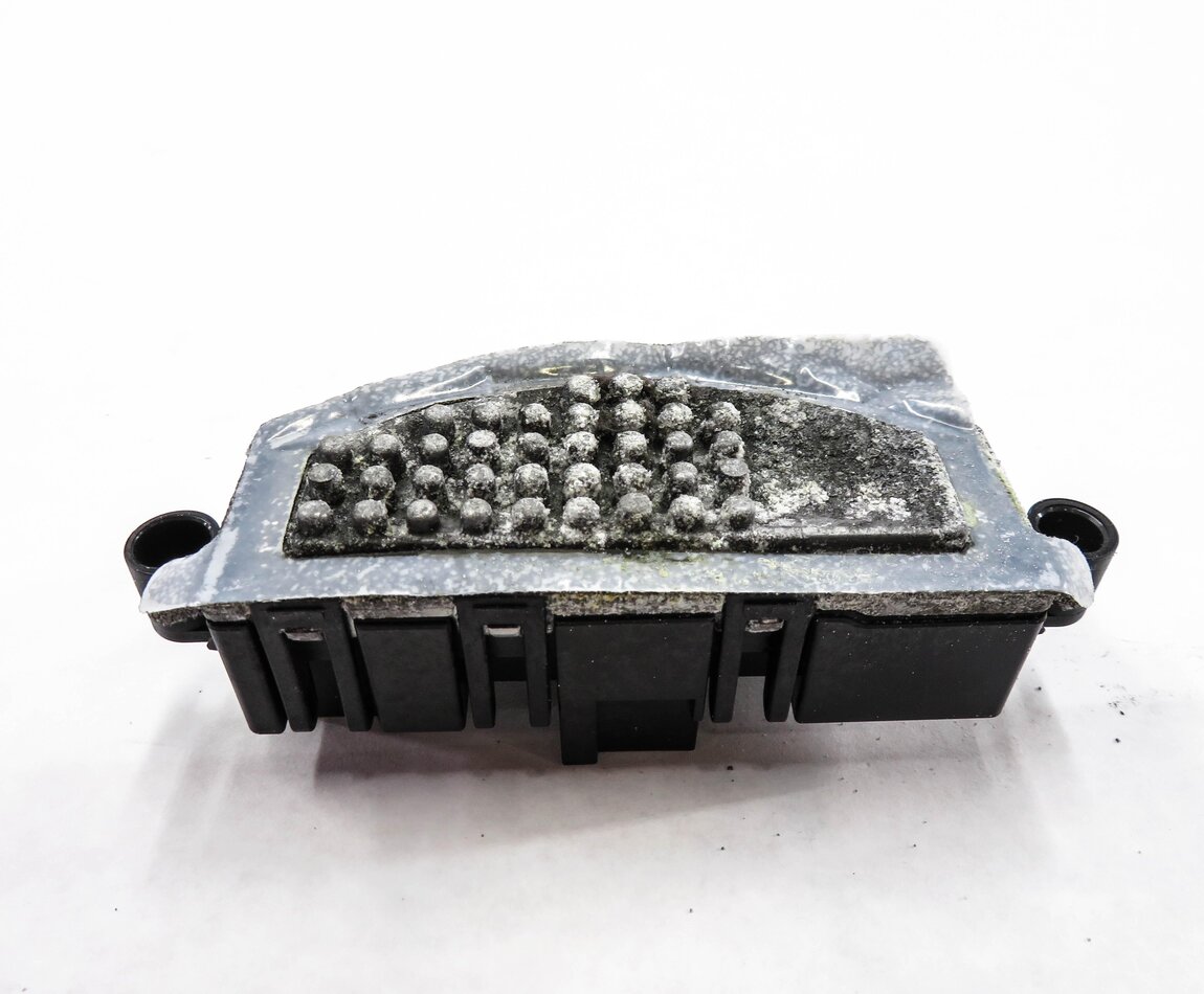 Thumbnail 3: 2015 AUDI Q5 (B8 8R) FRONT HEATER A/C BLOWER FAN MOTOR SPEED RESISTOR
