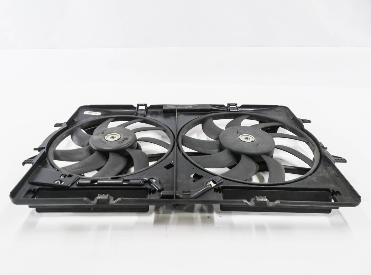Thumbnail 3: 2009-2017 AUDI A4 A5 Q5 S4 (B8 8T 8R) 2.0L / 3.0L / 3.2L - RADIATOR COOLING FAN