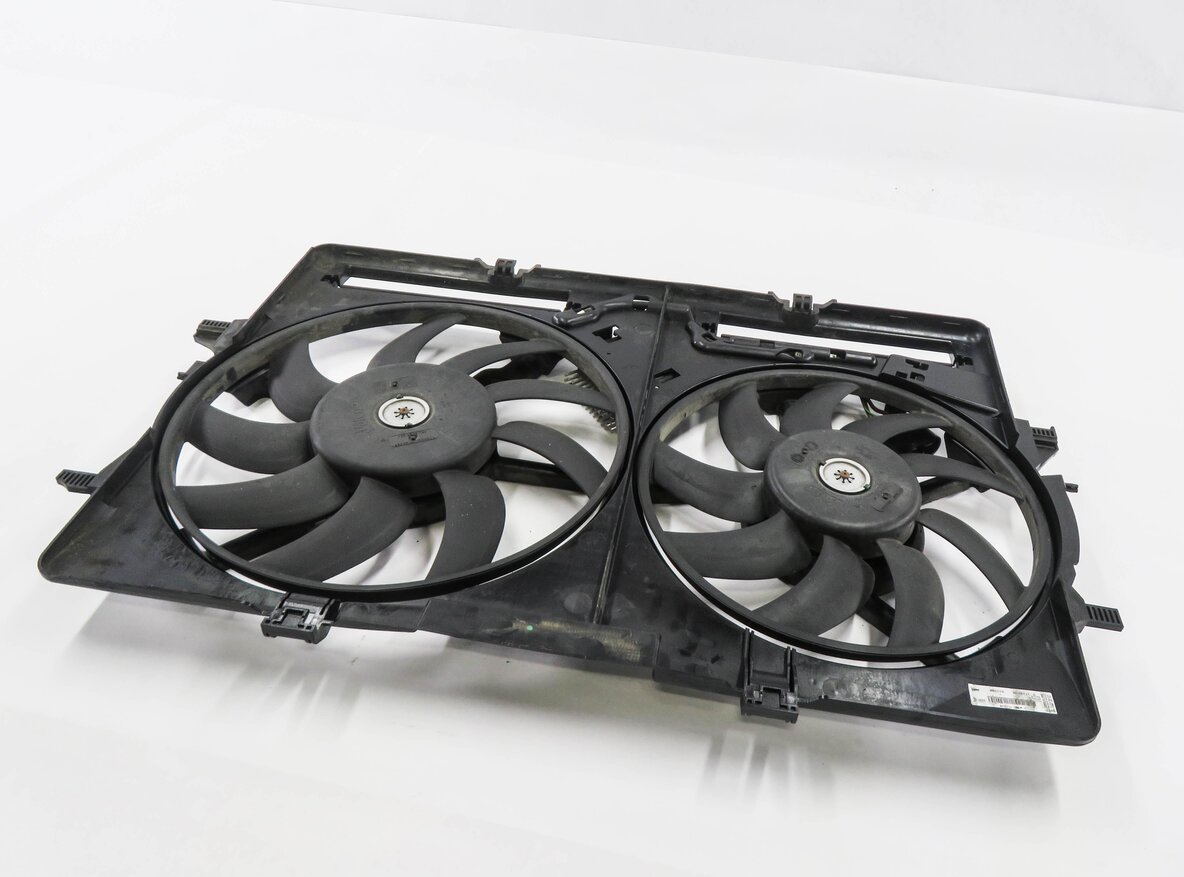 Thumbnail 5: 2009-2017 AUDI A4 A5 Q5 S4 (B8 8T 8R) 2.0L / 3.0L / 3.2L - RADIATOR COOLING FAN