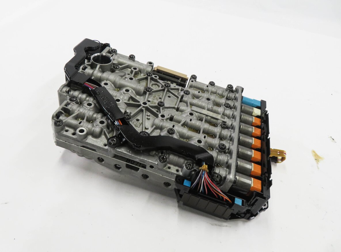 2014-2016 AUDI Q5 (B8 8R) 2.0L TURBO A/T TRANSMISSION VALVE BODY w/ MECHATRONIC