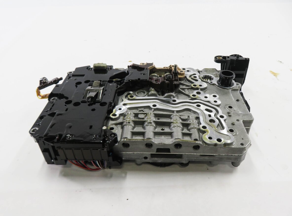 Thumbnail 4: 2014-2016 AUDI Q5 (B8 8R) 2.0L TURBO A/T TRANSMISSION VALVE BODY w/ MECHATRONIC