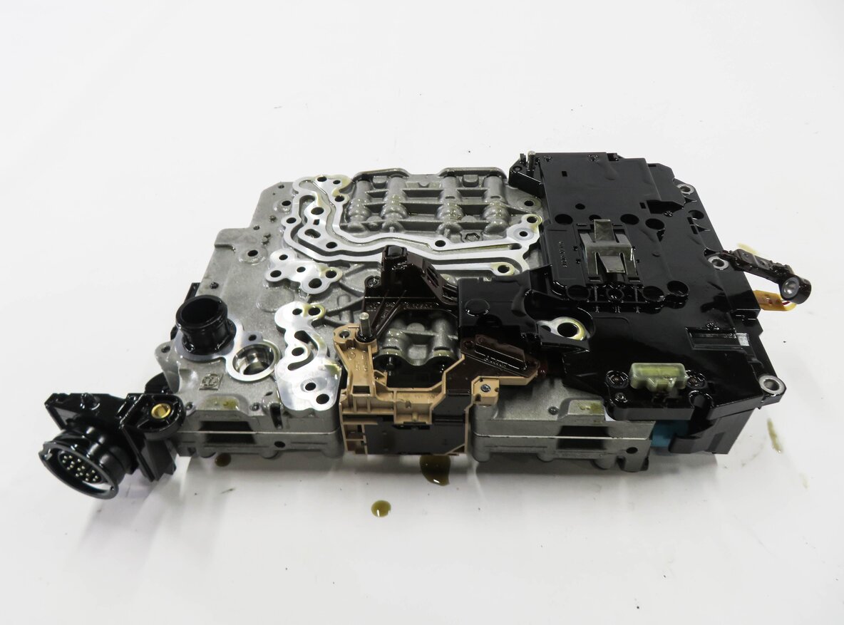 Thumbnail 5: 2014-2016 AUDI Q5 (B8 8R) 2.0L TURBO A/T TRANSMISSION VALVE BODY w/ MECHATRONIC