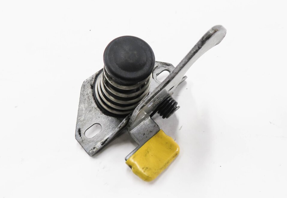 Thumbnail 3: 2011 BMW 335i (E90) FRONT HOOD SAFETY LATCH CATCH HOOK RELEASE LEVER