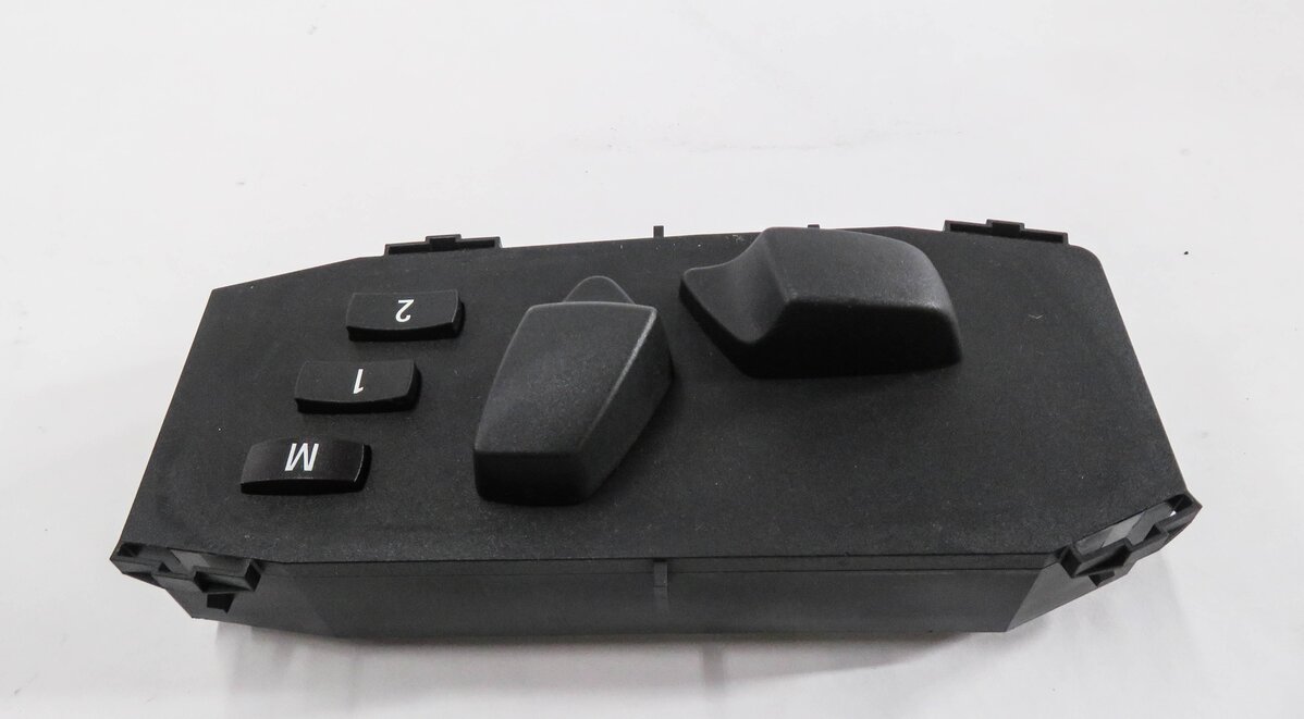 Thumbnail 3: 2011 BMW 335i (E90) LEFT FRONT DRIVER MEMORY SEAT POSITION SWITCH