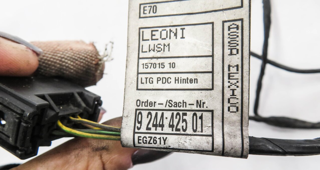 Thumbnail 3: 2012 BMW X5 (E70) REAR PDC PARK DISTANCE SENSOR SET w/ HARNESS (SPACE GRAY A52)