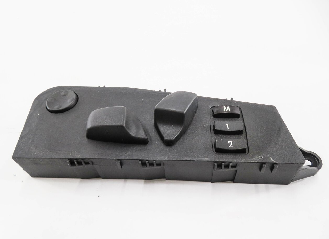 Thumbnail 2: 2012 BMW X5 (E70) LEFT FRONT DRIVER MEMORY SEAT ADJUSTMENT SWITCH BUTTON