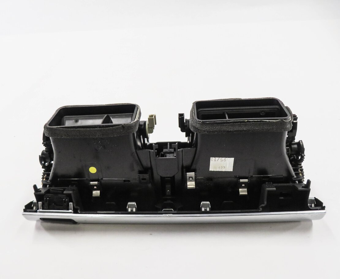Thumbnail 4: 2012 BMW X5 (E70) CENTER DASH HEATER A/C AIR VENT w/ HAZARD & LOCK SWITCH