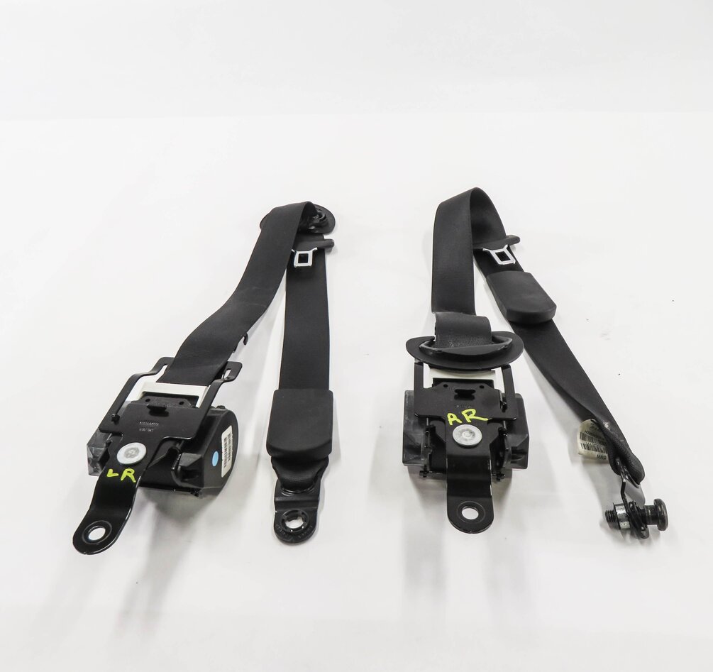 Thumbnail 3: 2012 BMW X5 (E70) REAR 2nd ROW SEAT SEATBELT RETRACTOR SET-2 (BLACK)